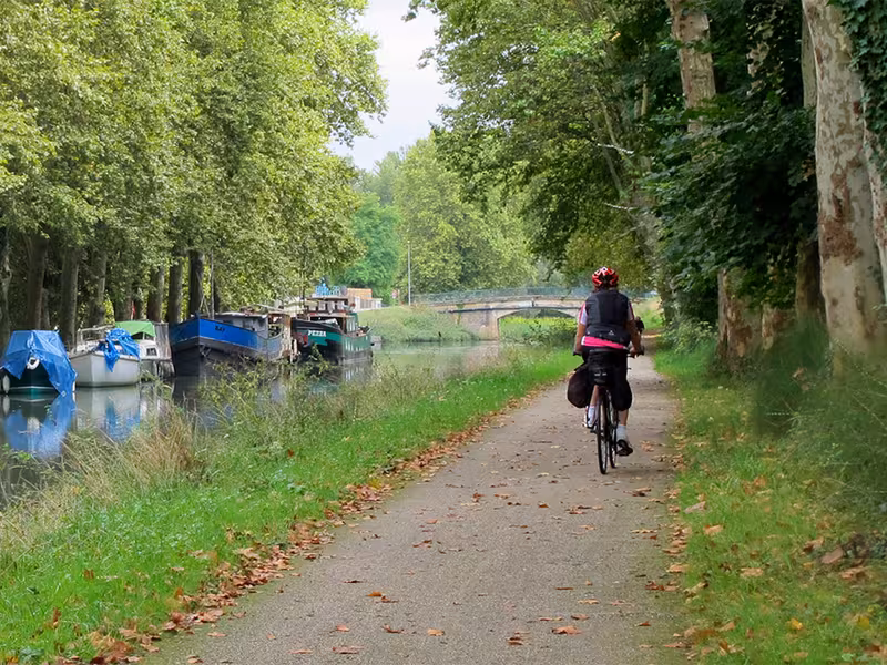 Canal de Garonne à vélo