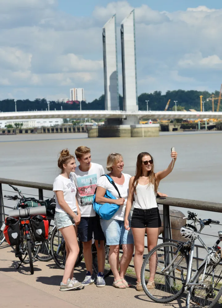 Bordeaux sur les quais de la Gironde