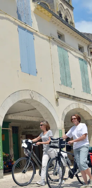 A vélo à Damazan
