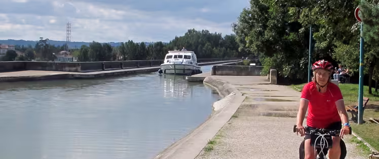Canal des 2 Mers à vélo avec Grand Angle
