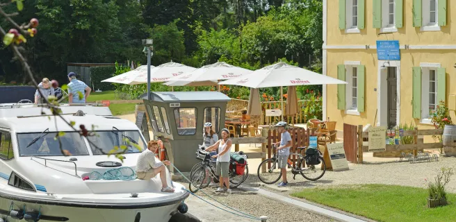 Le Canal de la Garonne à vélo : Marmande / Damazan