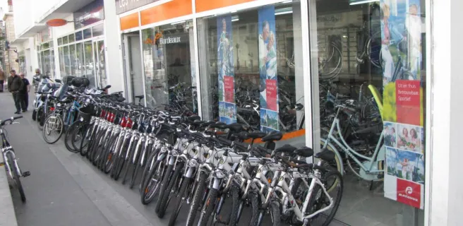 Location de vélos "Bordeaux Scooters"