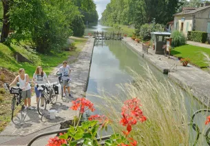 Ecluse Lagruere sur le canal de Garonne