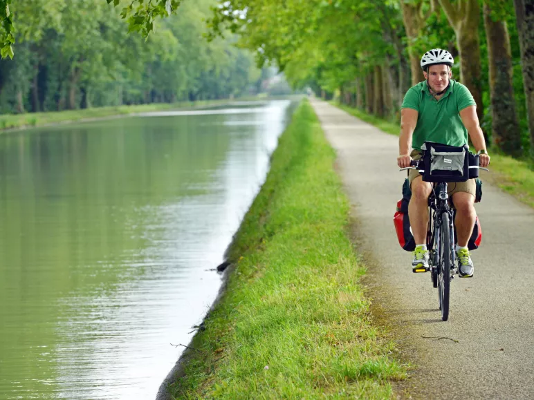 Voie verte du canal de Garonne en Tarn et Garonne