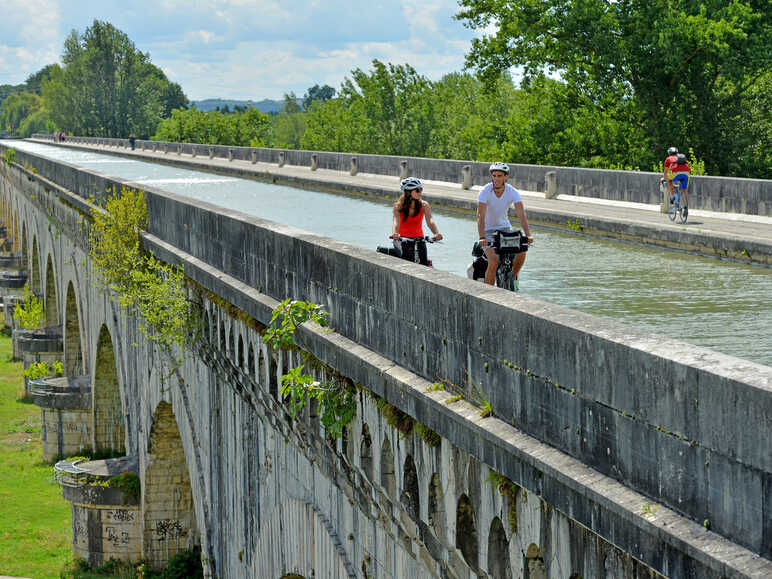 Le pont canal d'Agen